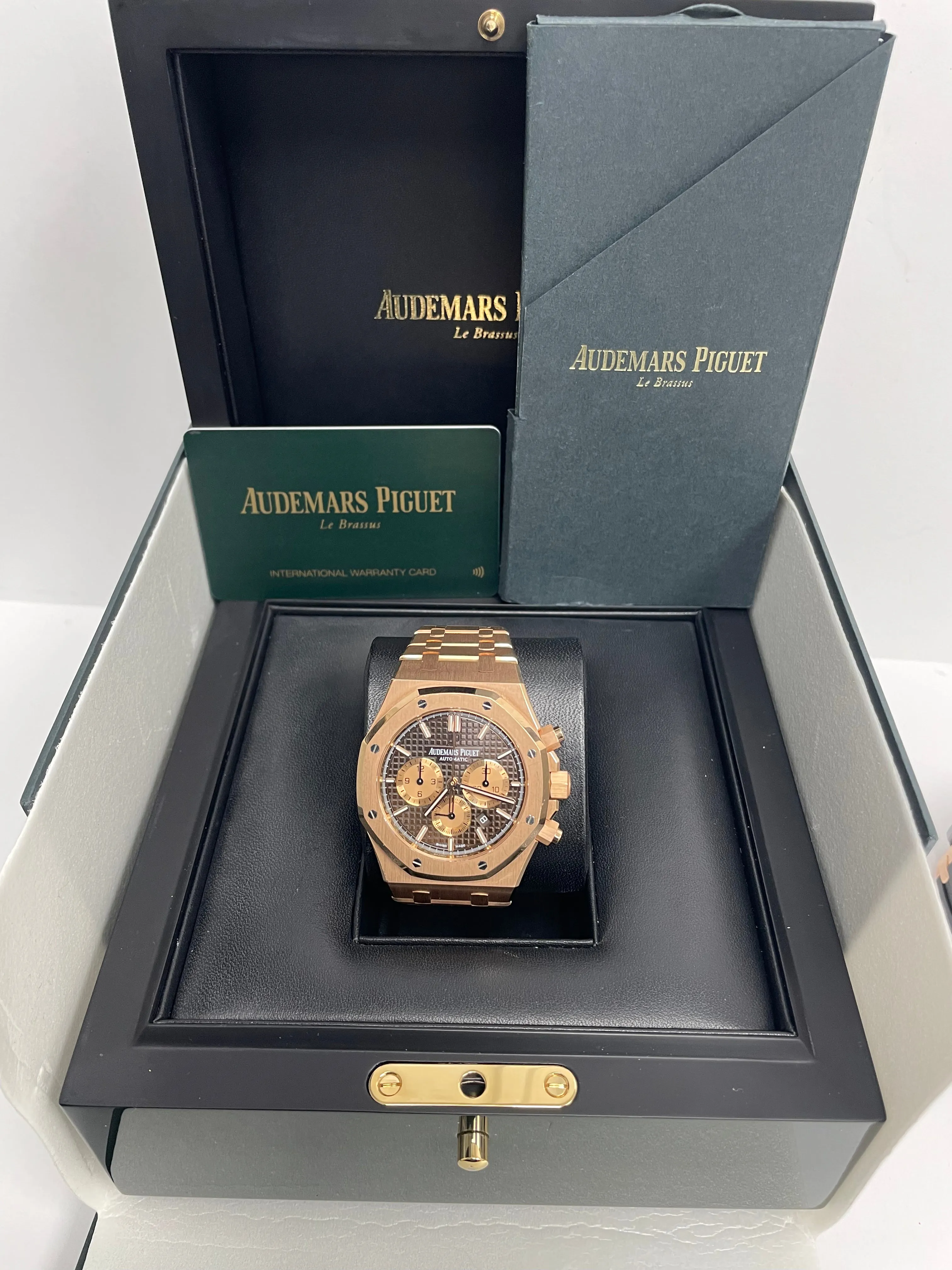 Audemars Piguet Royal Oak Selfwinding Chronograph/ 18K Rose Gold/ Brown Dial/ Rose Gold Sub-Dials (Ref#26331OR.OO.1220OR.02)