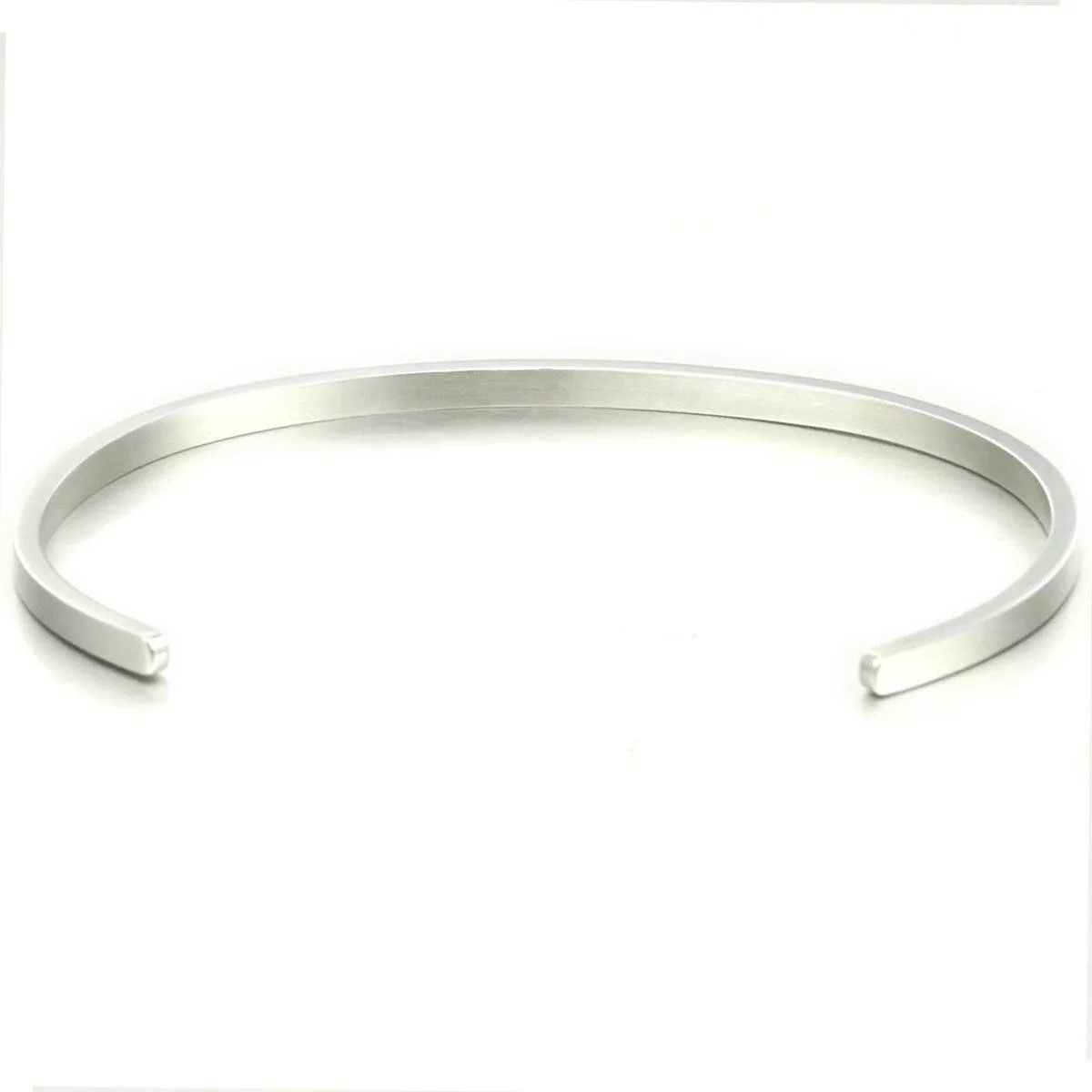 BELIEVE Bracelet - Stainless Steel BELIEVE Message Bangle Stacking Bracelet