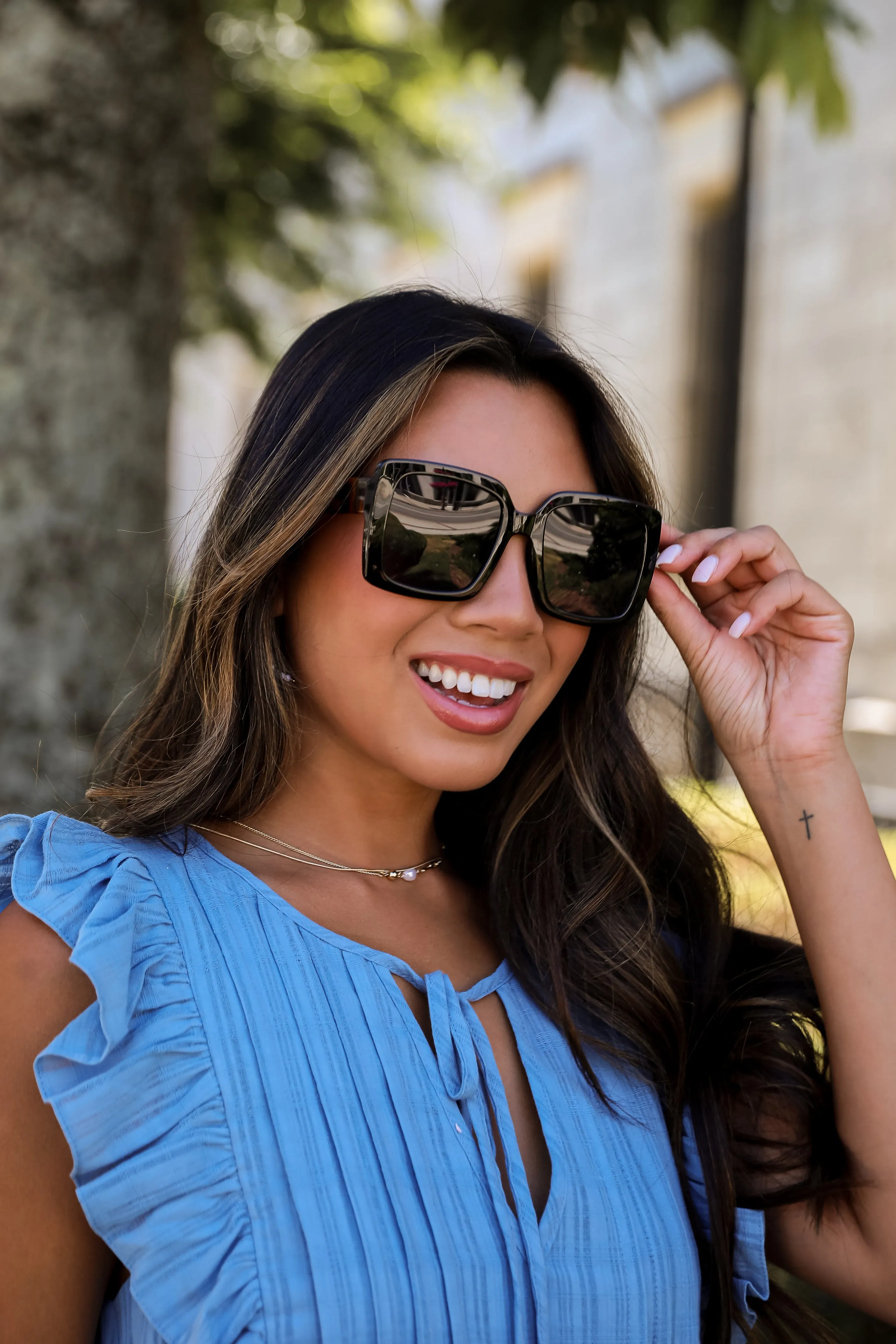 Coolest Essence Oversized Square Sunglasses