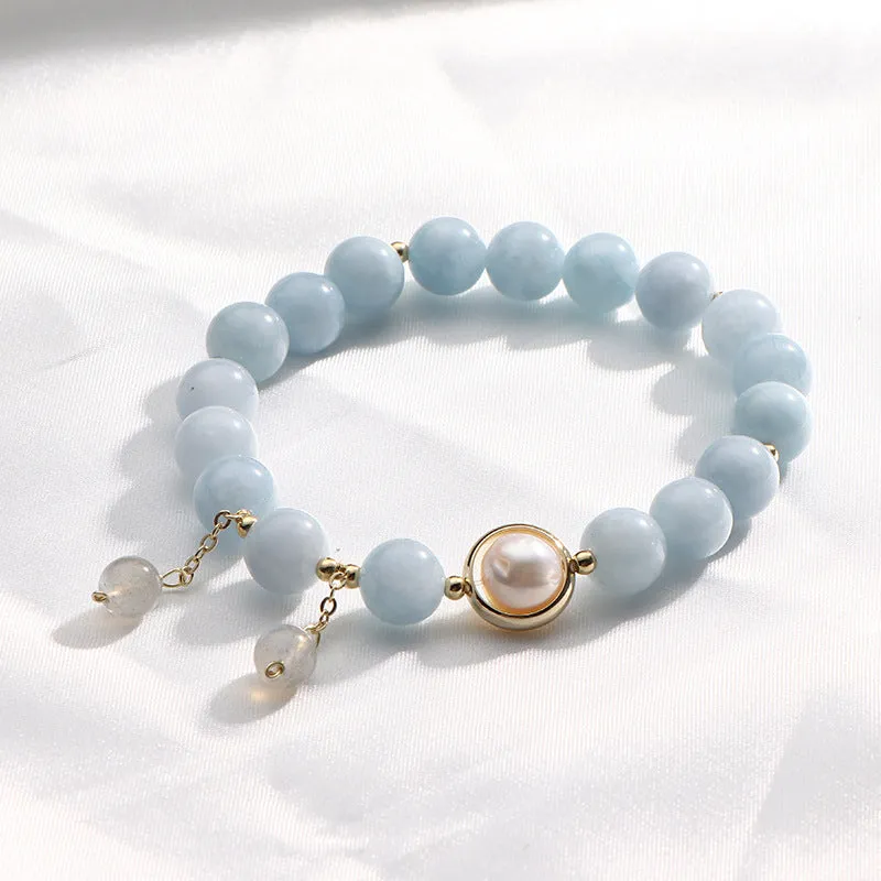 Fortune's Favor Aquamarine and Freshwater Pearl Bracelet by Planderful Collection