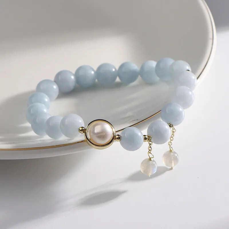 Fortune's Favor Aquamarine and Freshwater Pearl Bracelet by Planderful Collection