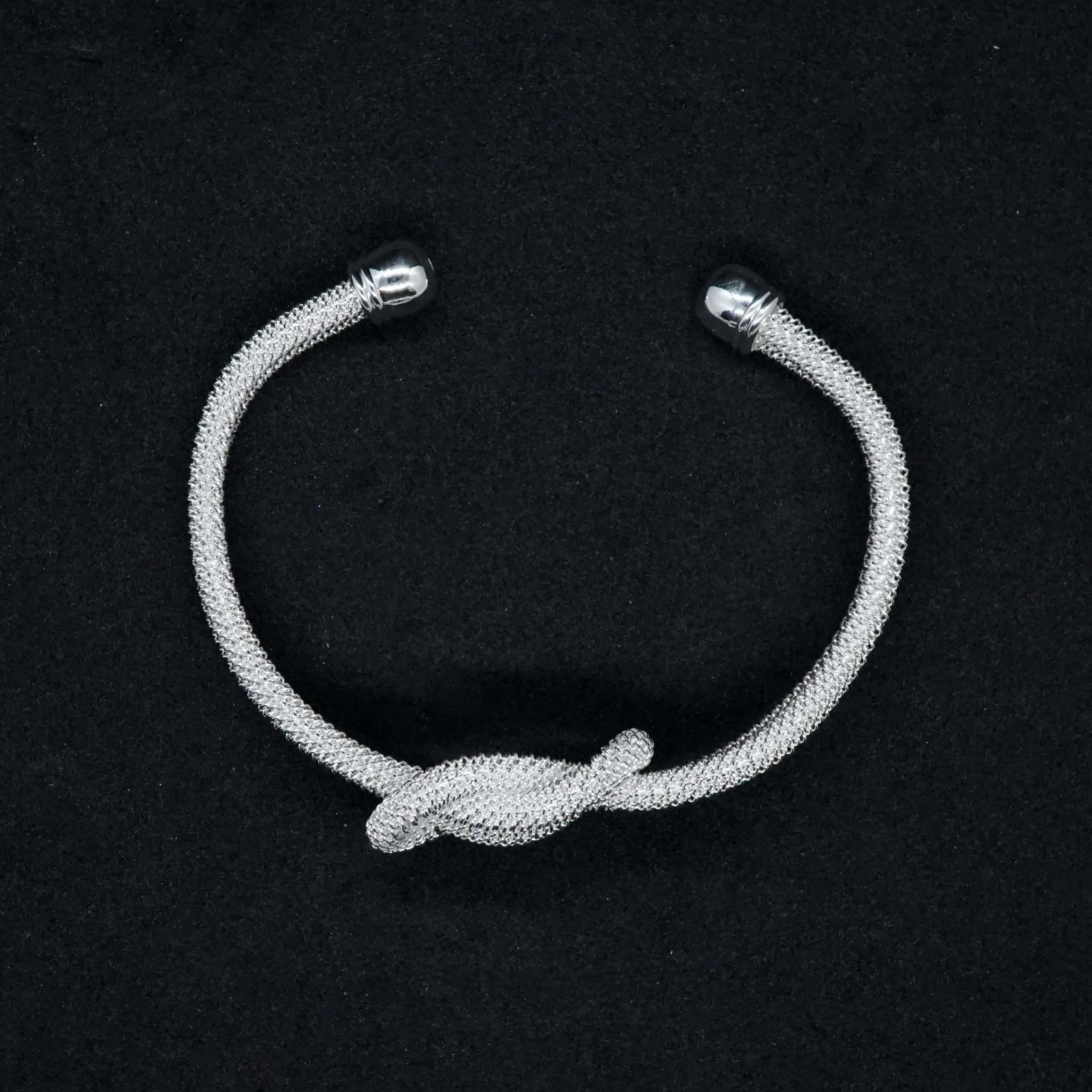 Gloria X - Sterling Silver Knot Bracelet - Perfect Friendship & Wedding Gift