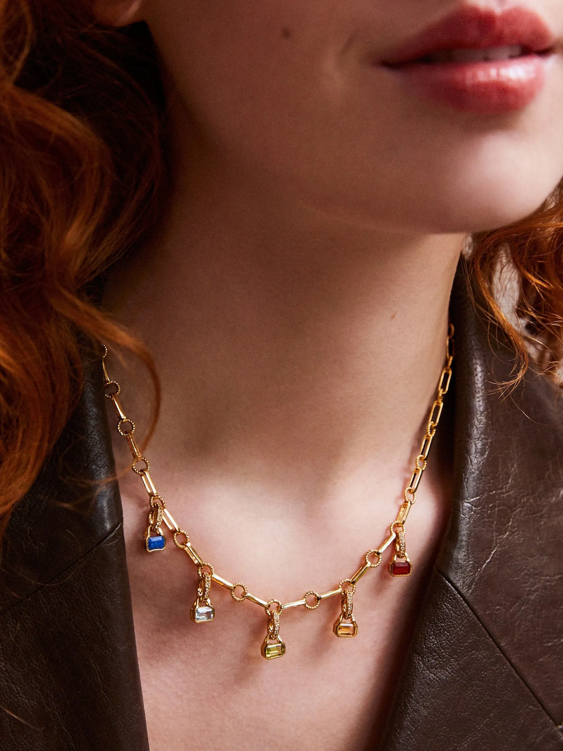 Gold twisted link vintage chain necklace