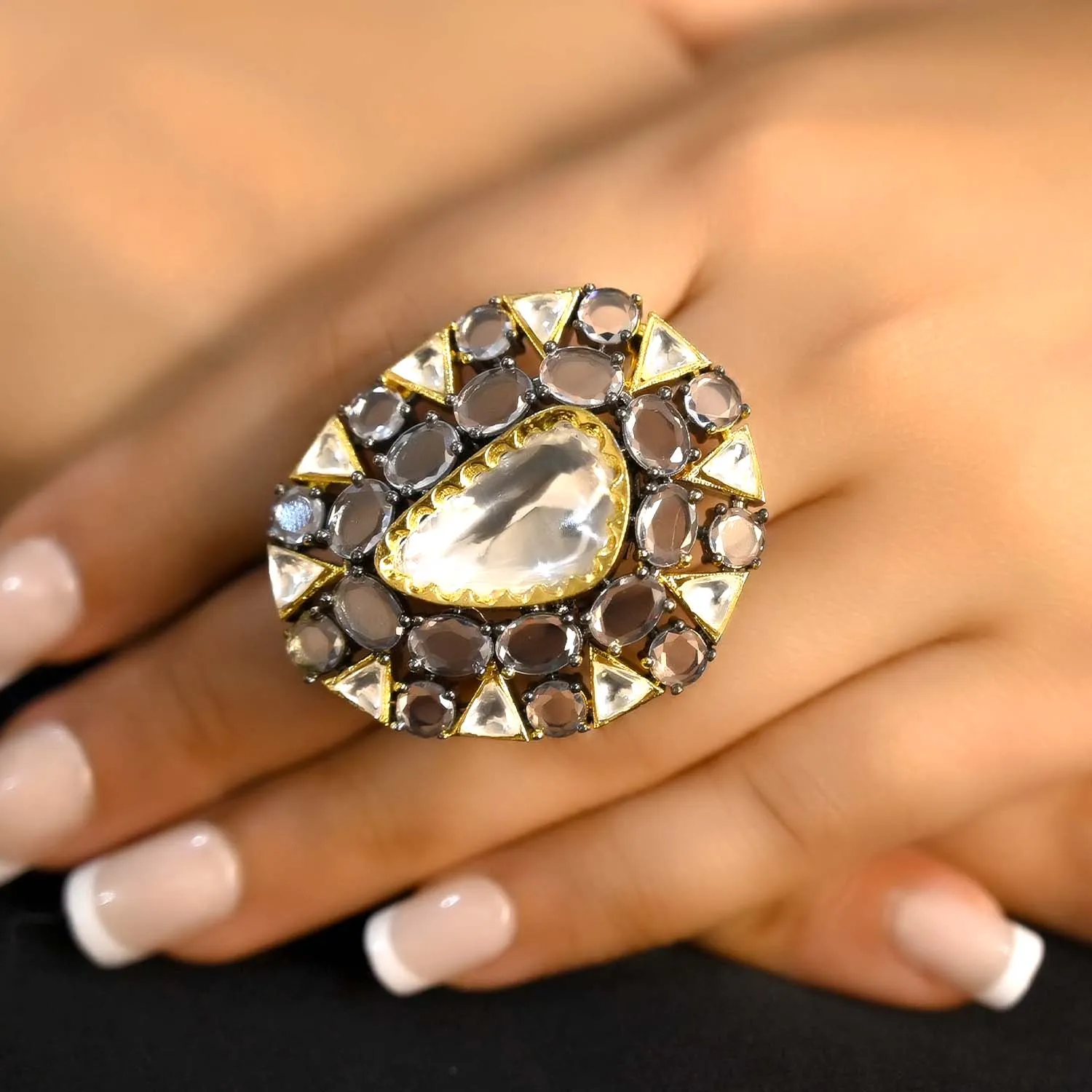 Hemakshi Diamonds Victorian Stud Ring