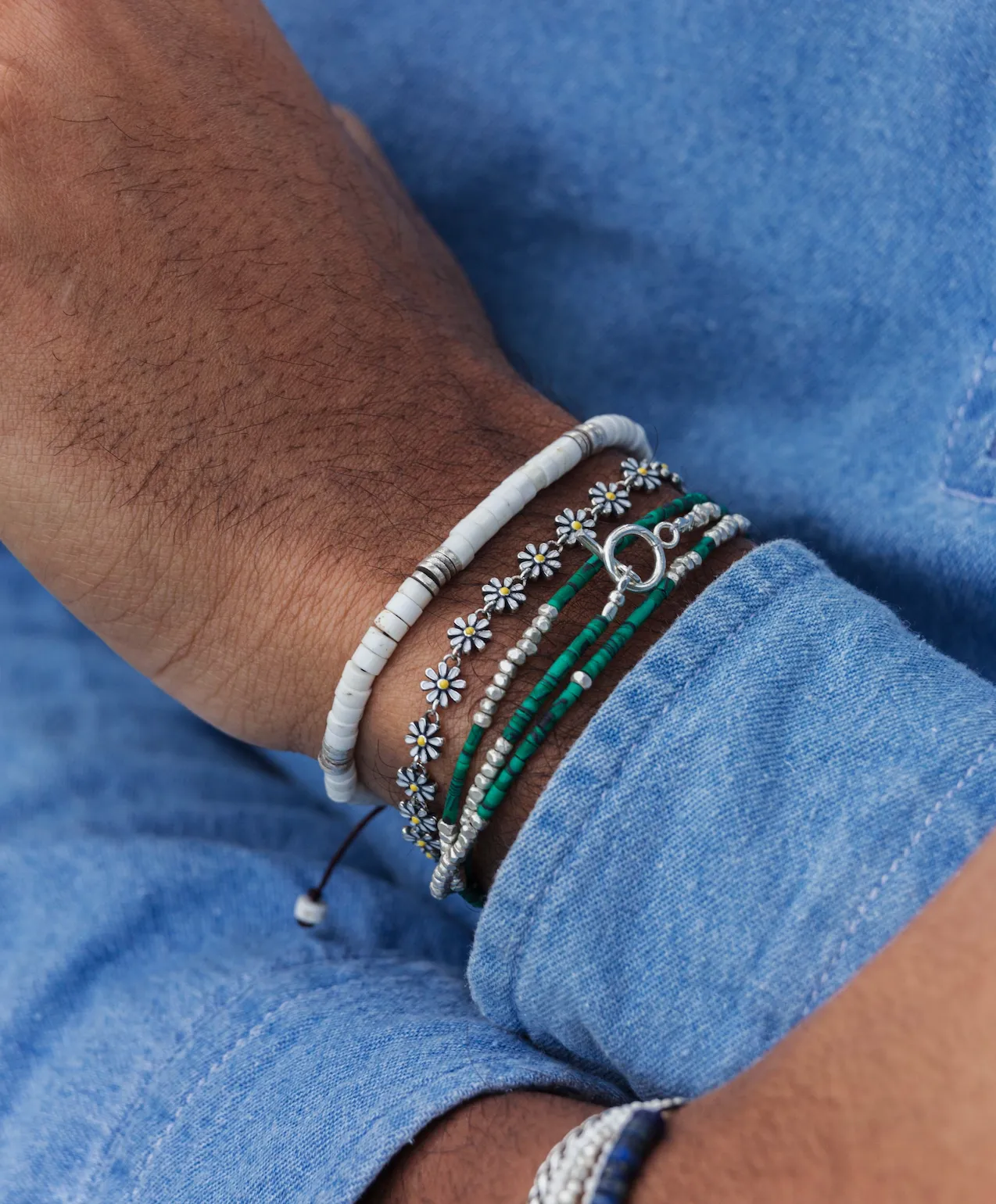 Magnesite And Sterling Silver Disc Beads Bracelet