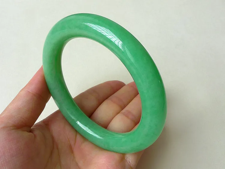 Natural Jade Bangle Jadeite Bangle Internal Diameter 58mm BER173