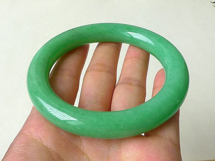 Natural Jade Bangle Jadeite Bangle Internal Diameter 58mm BER173