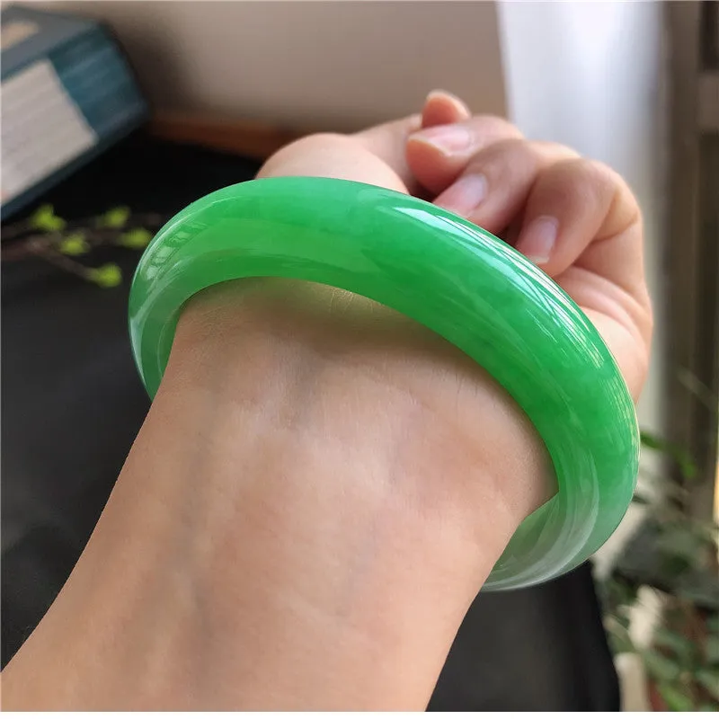 Natural Jade Bangle Jadeite Bangle Internal Diameter 59.5mm 00599