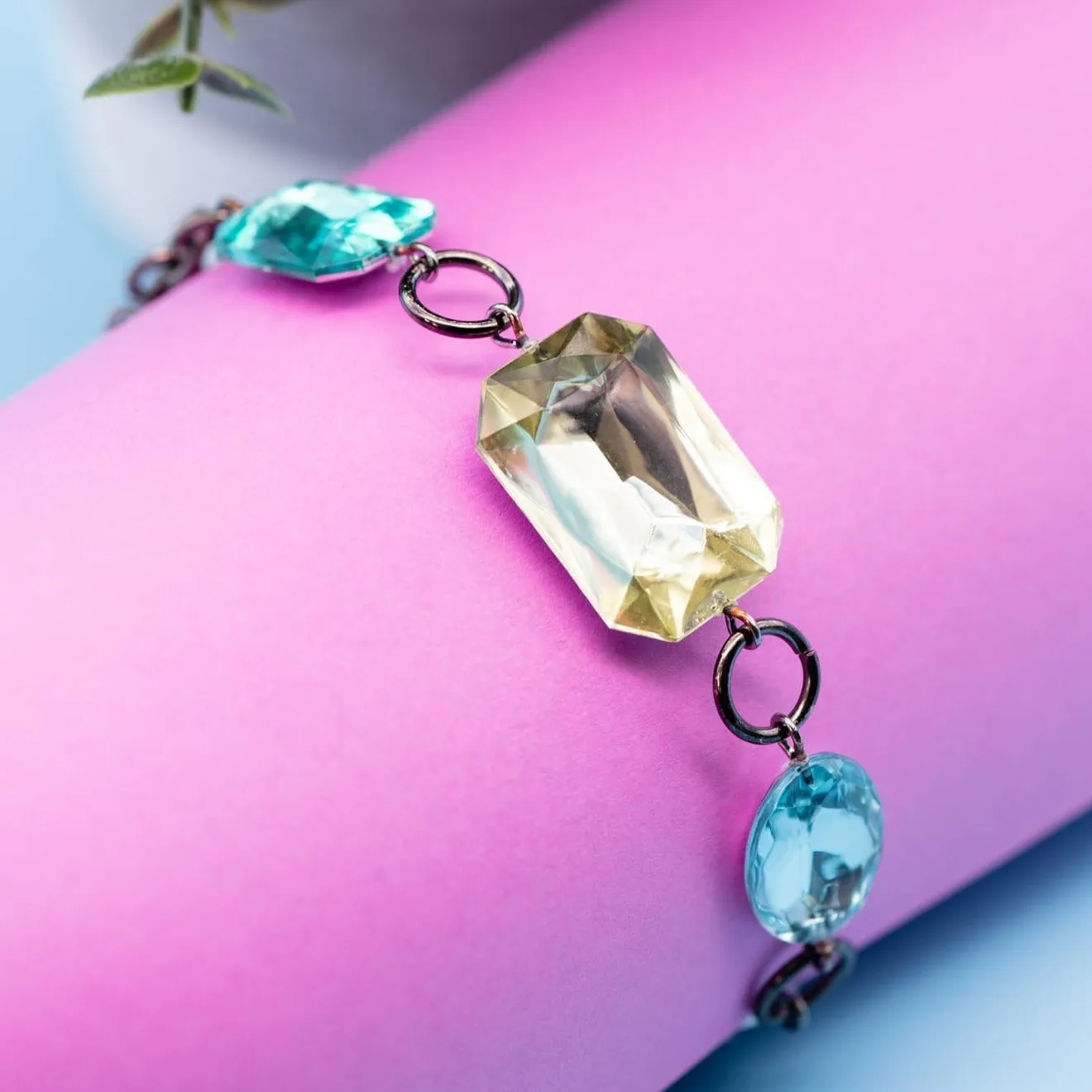 Pastel Story Shine-On Linked Bracelet