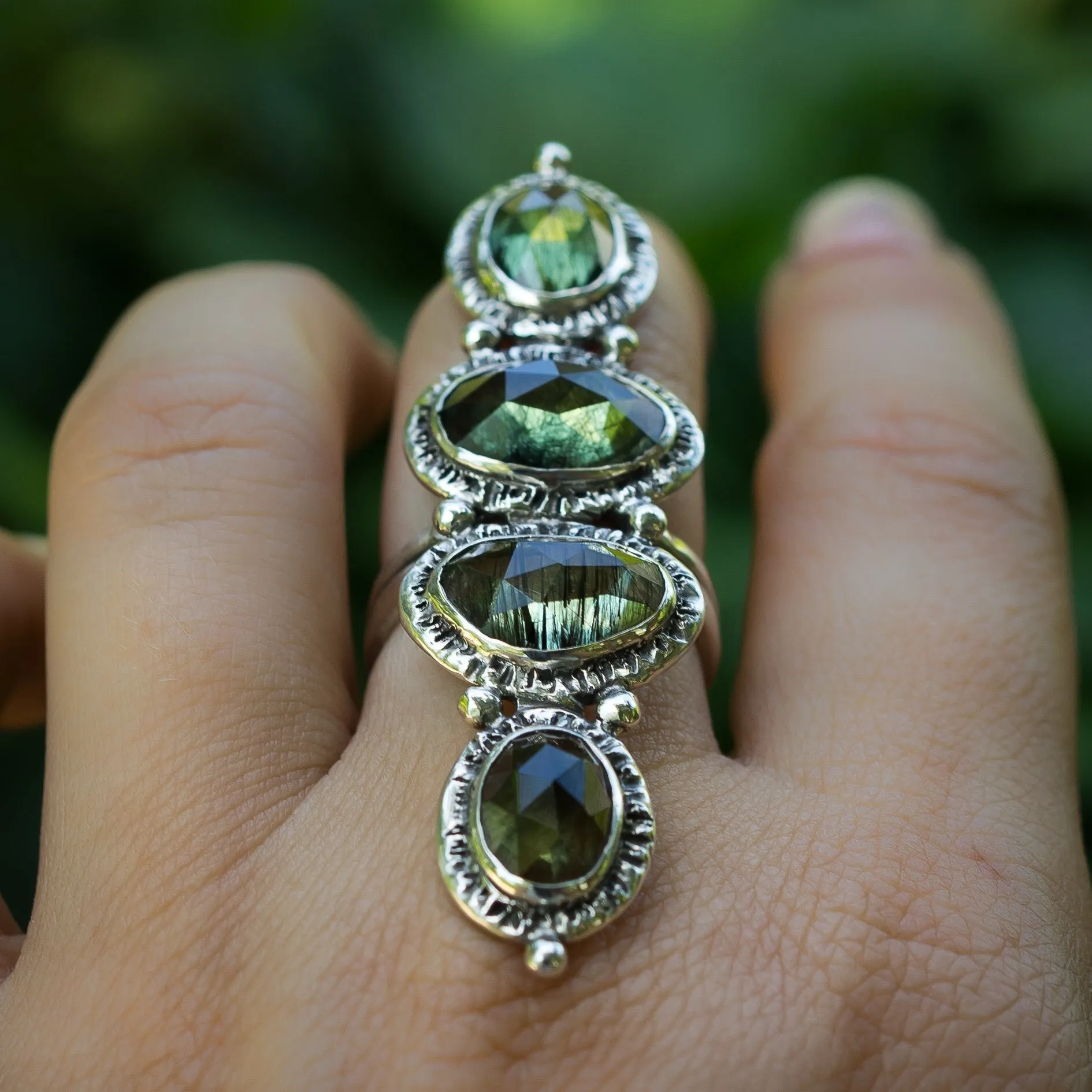 Peridot Lugwidite Gypsy Ring- Sz 8