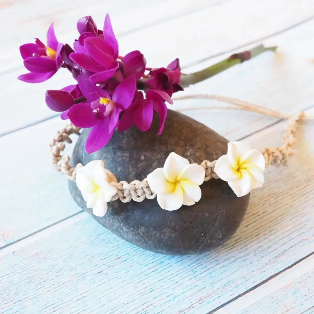 Plumeria Dream White Friendship Bracelet