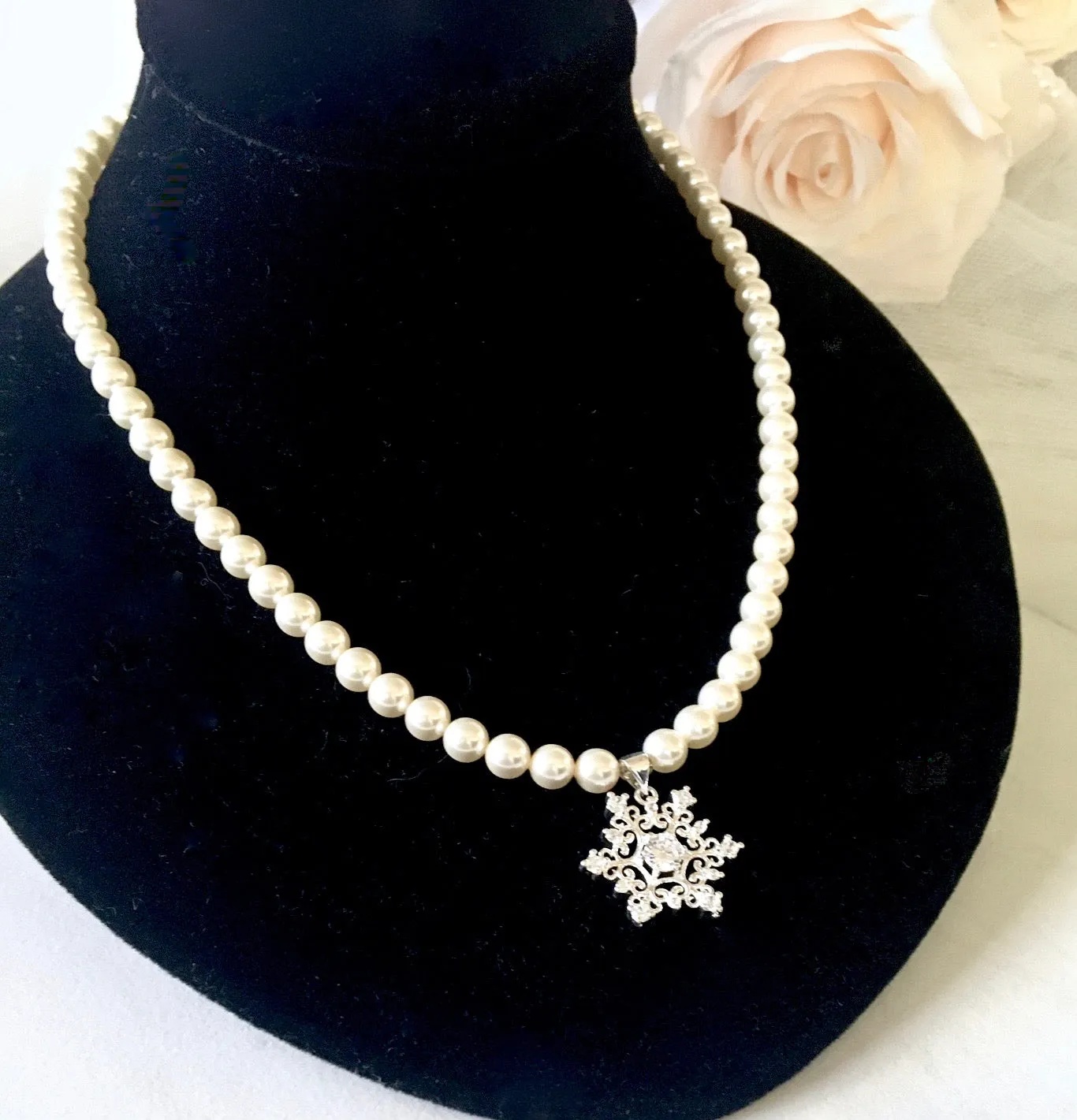 "Eira" - Winter Snowflake 3-Piece Bridal Jewelry Set