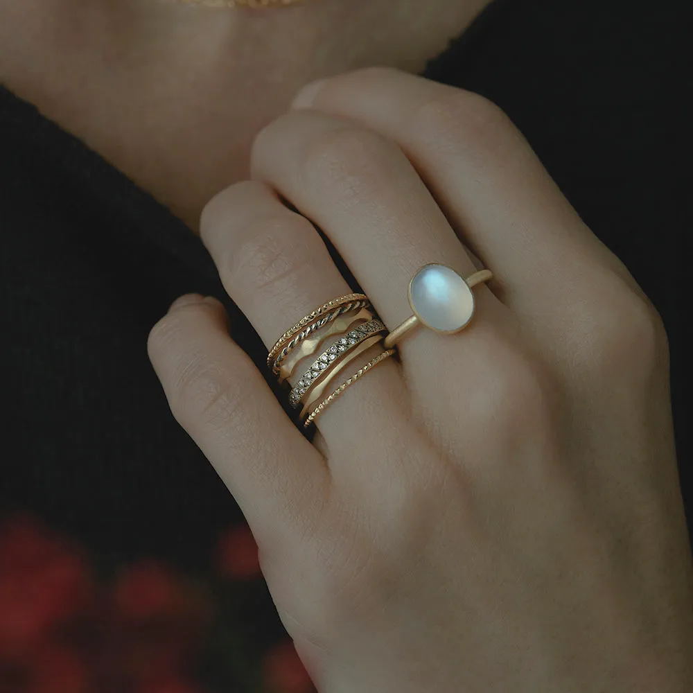 R12001RM | Rainbow Moonstone Glacé Ring