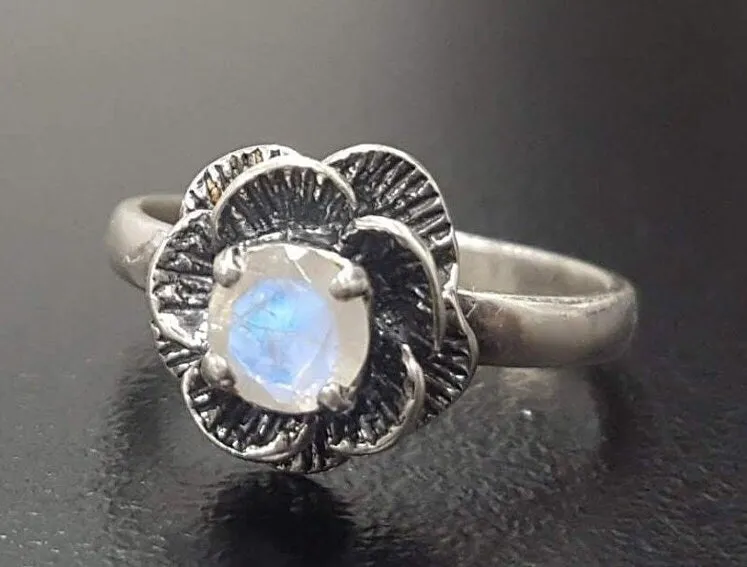 Rose Moonstone Ring - Solitaire Flower Ring - Vintage Flower Ring