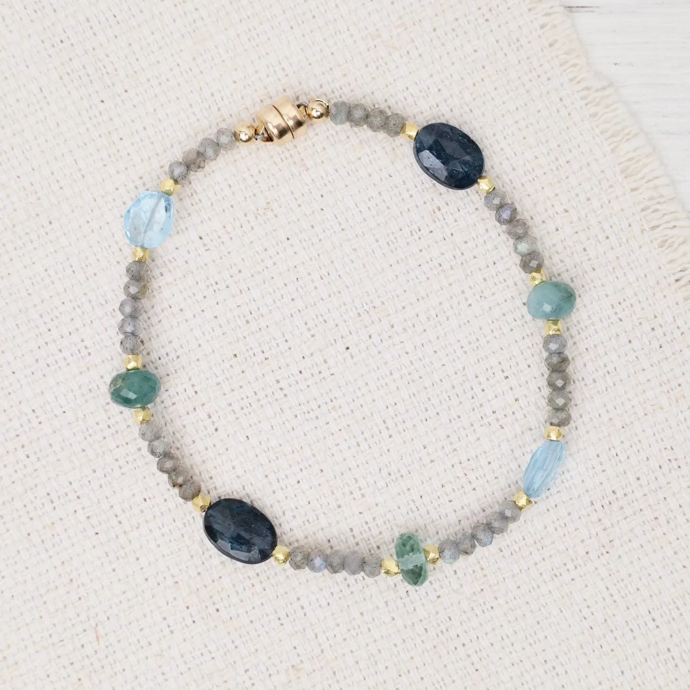 Single Strand Labradorite Indigo kyanite Magnetic Bracelet